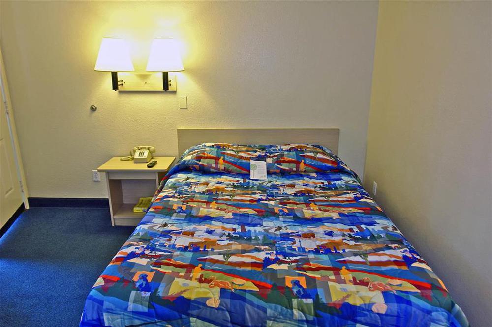 Motel 6-Westminster, Ca - North Room photo